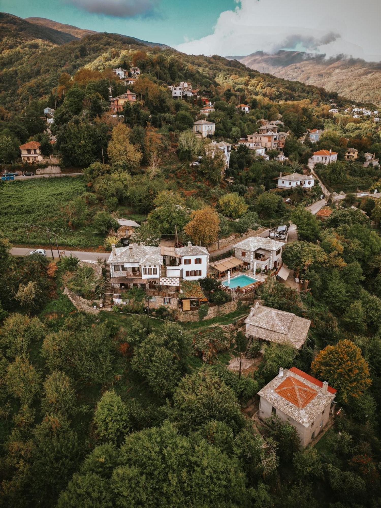 Hotel Adama Mourésion Exteriér fotografie
